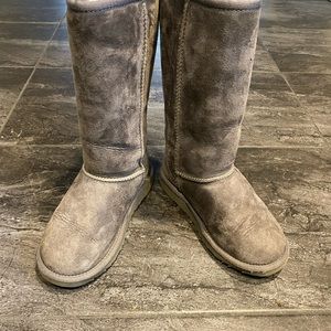❄️ Girls size 1 tall grey UGG boots